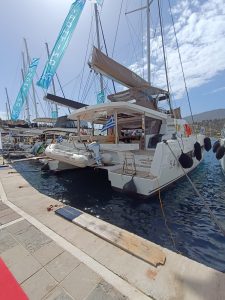 EGOcharter - Bali 5.4 catamaran - Fortune One