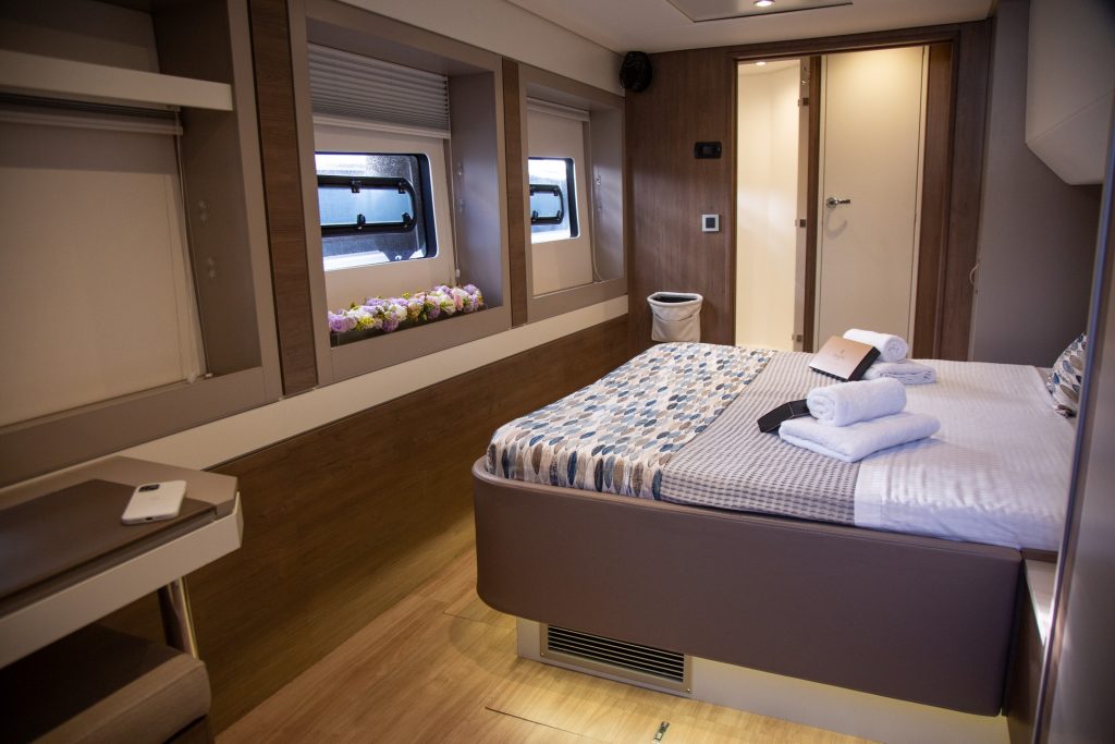 EGOcharter - Bali 5.4 catamaran - Fortune One