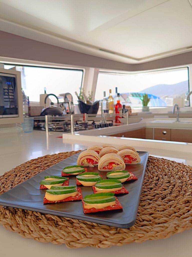 EGOcharter - Bali 5.4 catamaran - Fortune One