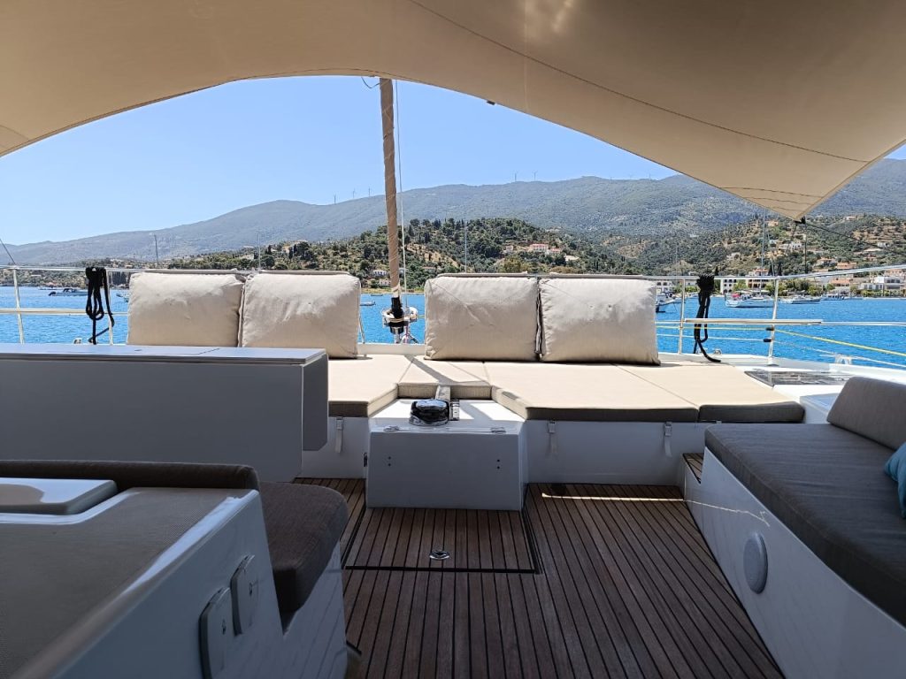 EGOcharter - Bali 5.4 catamaran - Fortune One