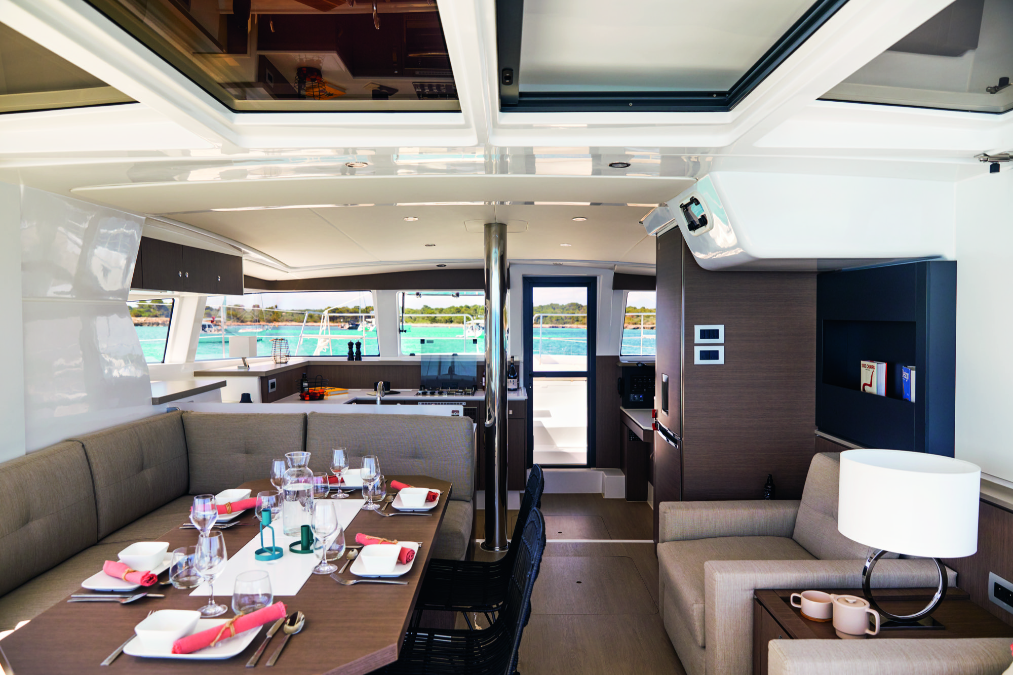 EGOcharter - catamaran Bali 4.2 for charter in Greece