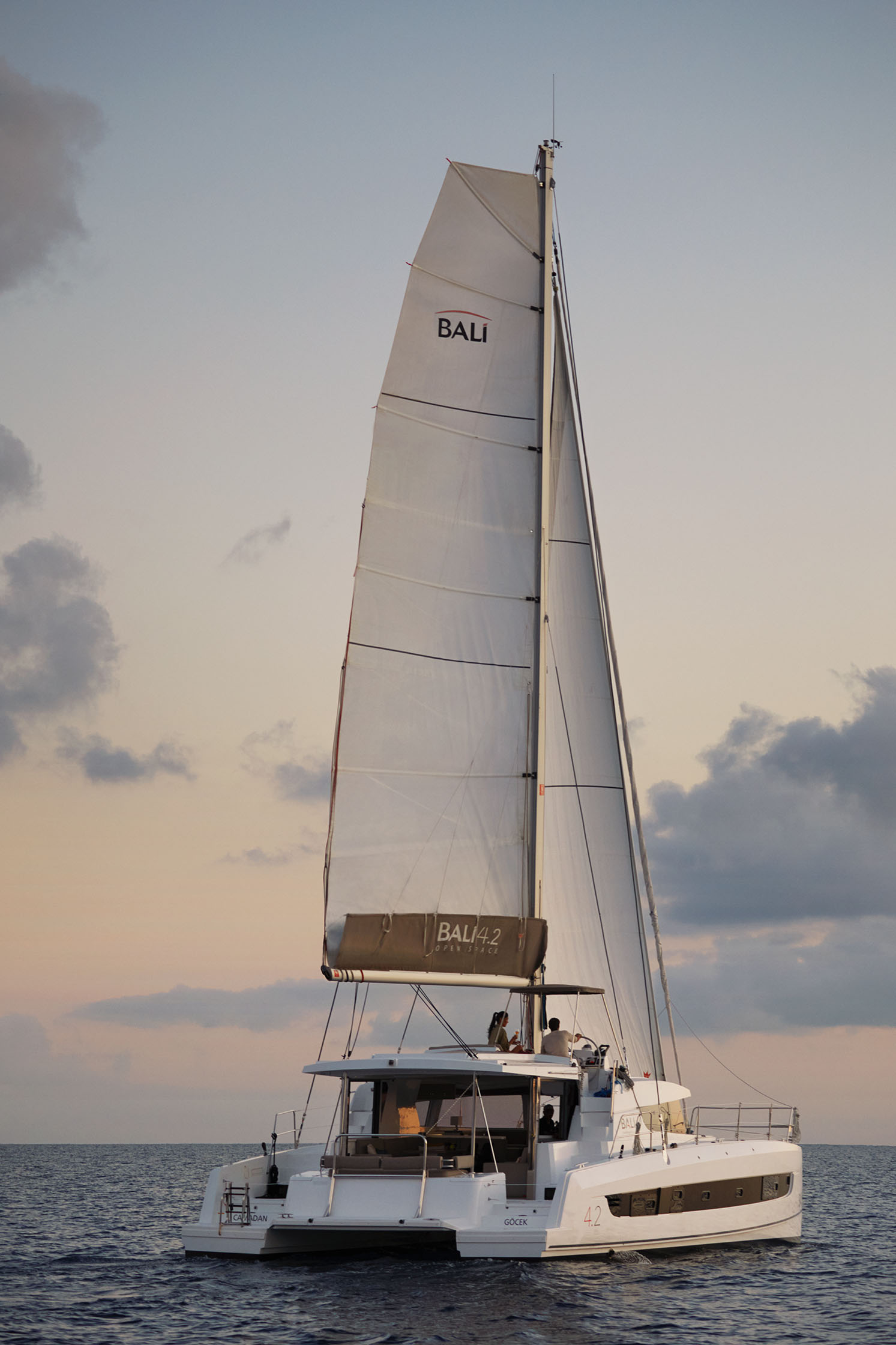 EGOcharter - Julia Bali 4.2 catamaran for charter