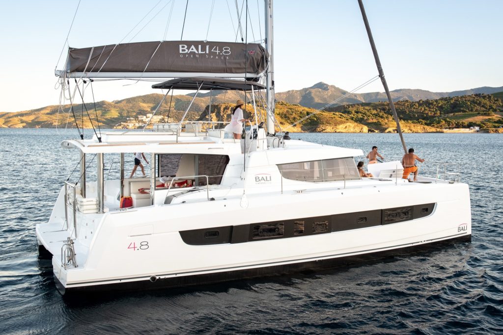EGOcharter - OKSY catamaran Bali 4.8 for charter in Greece