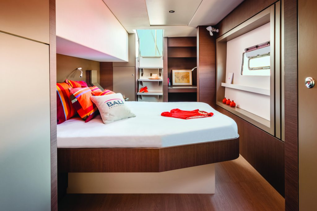 EGOcharter - OKSY catamaran Bali 4.8 for charter in Greece