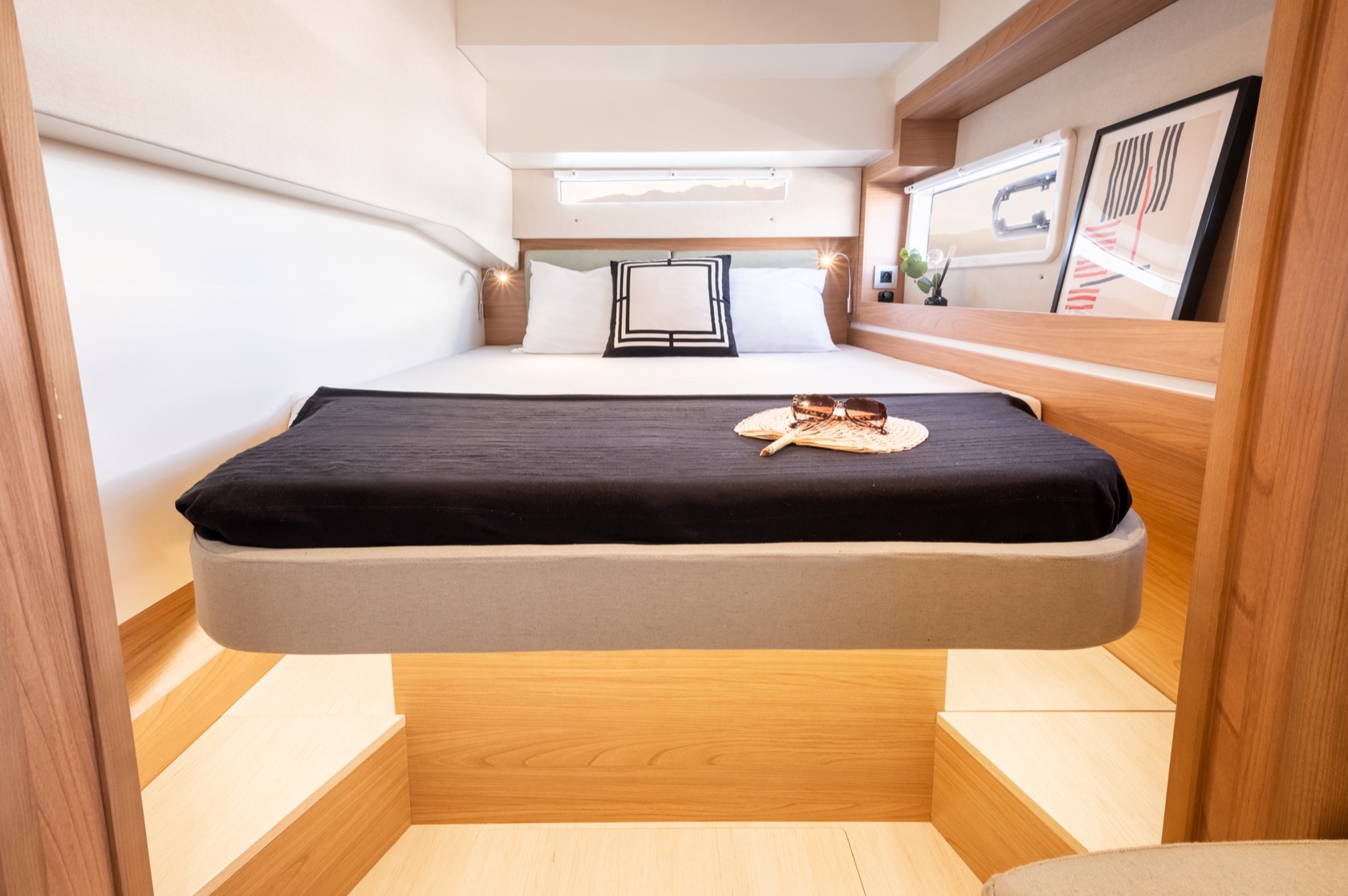 EGOcharter - Leo Bali 4.2 3-cabin catamaran for charter