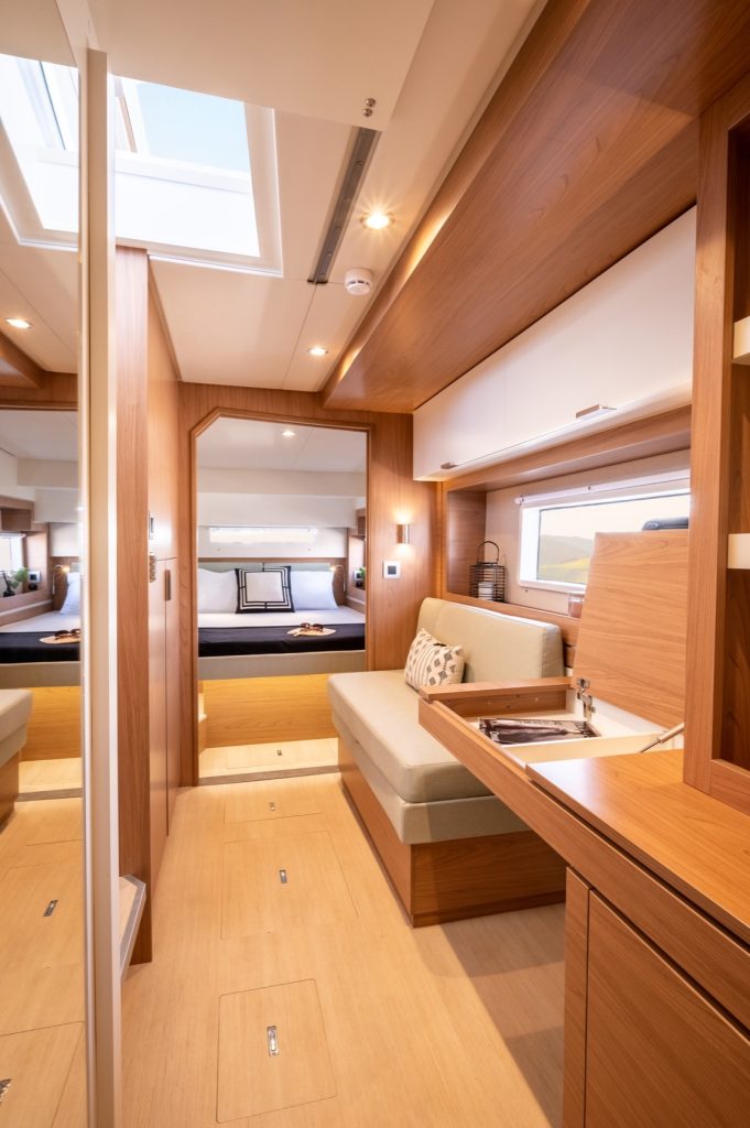EGOcharter - Leo Bali 4.2 3-cabin catamaran for charter