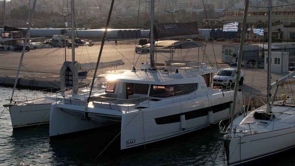 Eagle Bali 4.8 catamaran - For charter in Greece
