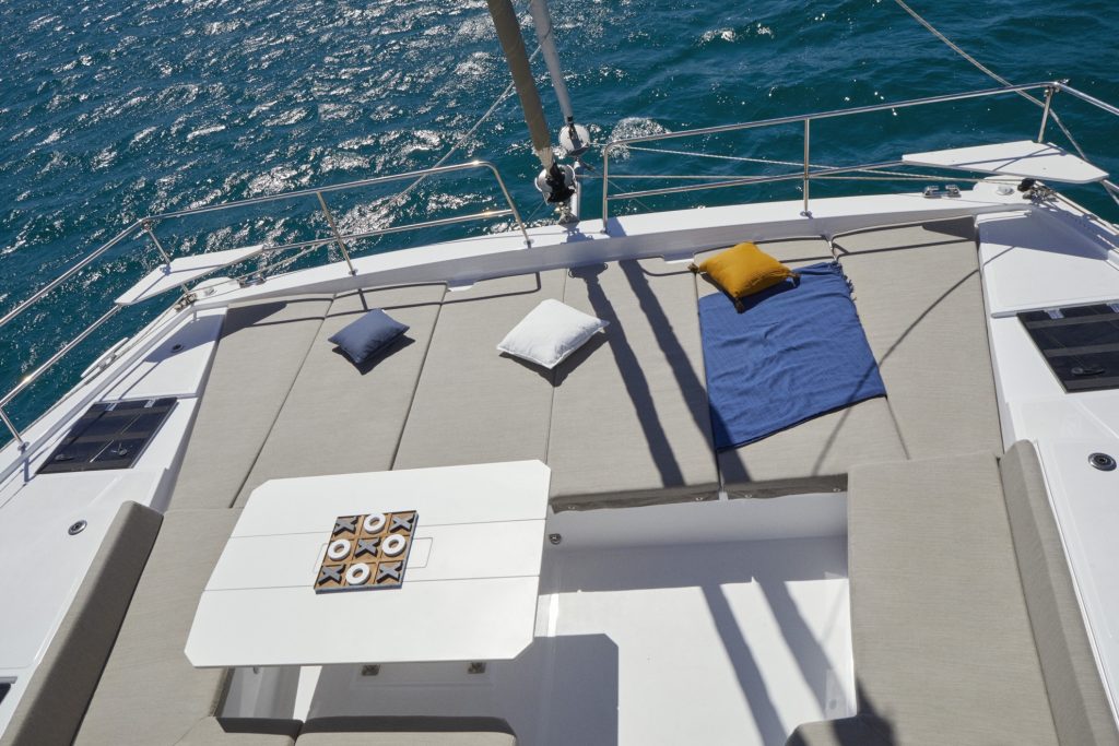 EGOcharter - OKSY catamaran Bali 4.8 for charter in Greece