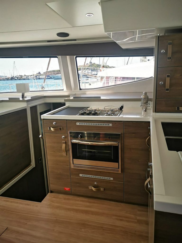 Eagle Bali 4.8 catamaran - For charter in Greece