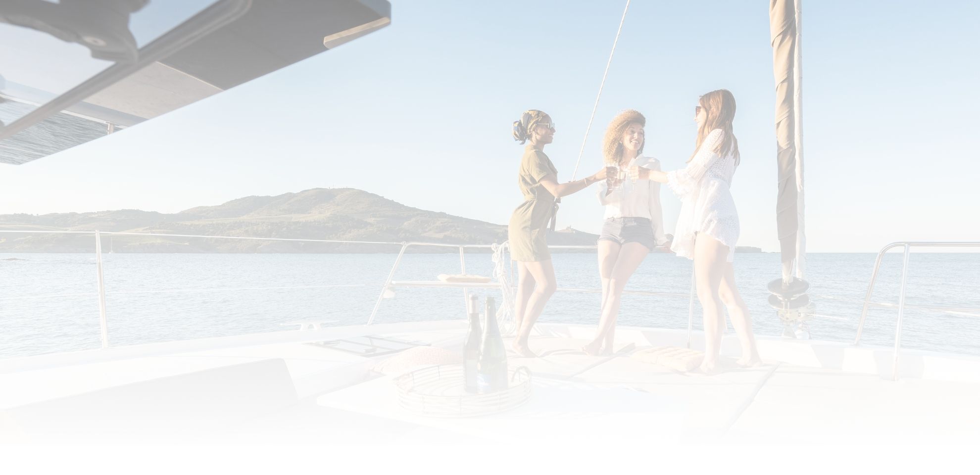 EGOcharter - Julia Bali 4.2 catamaran for charter