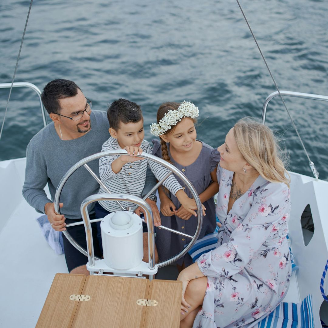 EGOcharter - Celebrating on a catamaran