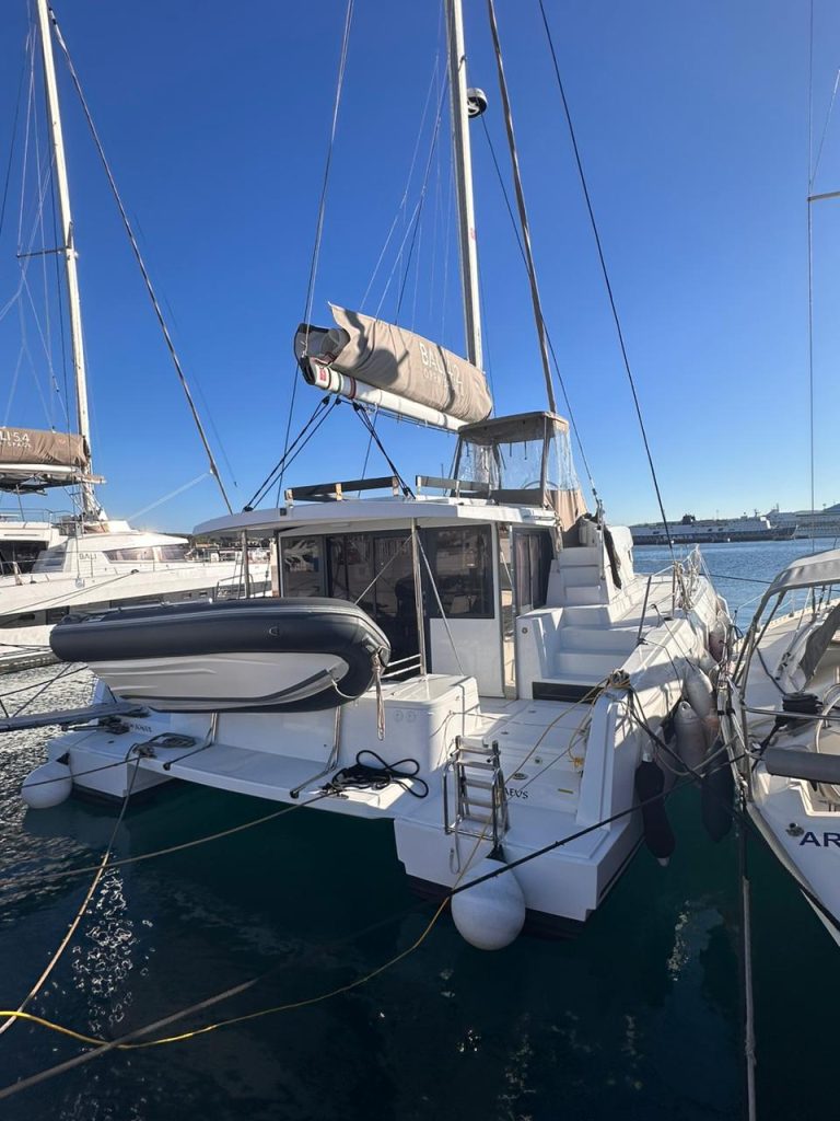 EGOcharter - High school Bali 4.2 - Sailing catamaran for charter in Greece