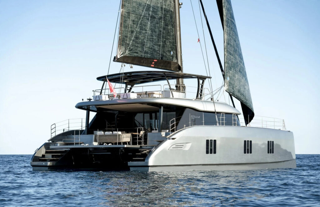 EGOcharter - Serenity Sunreef 60 for crewed charter