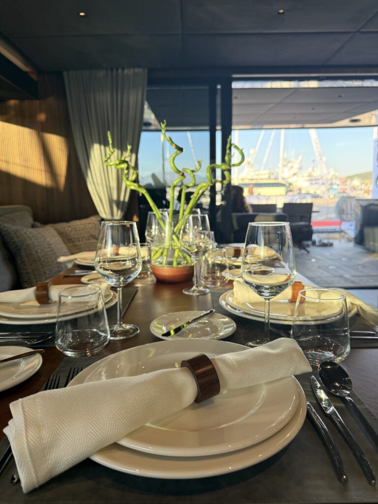 EGOcharter - Serenity Sunreef 60 for crewed charter