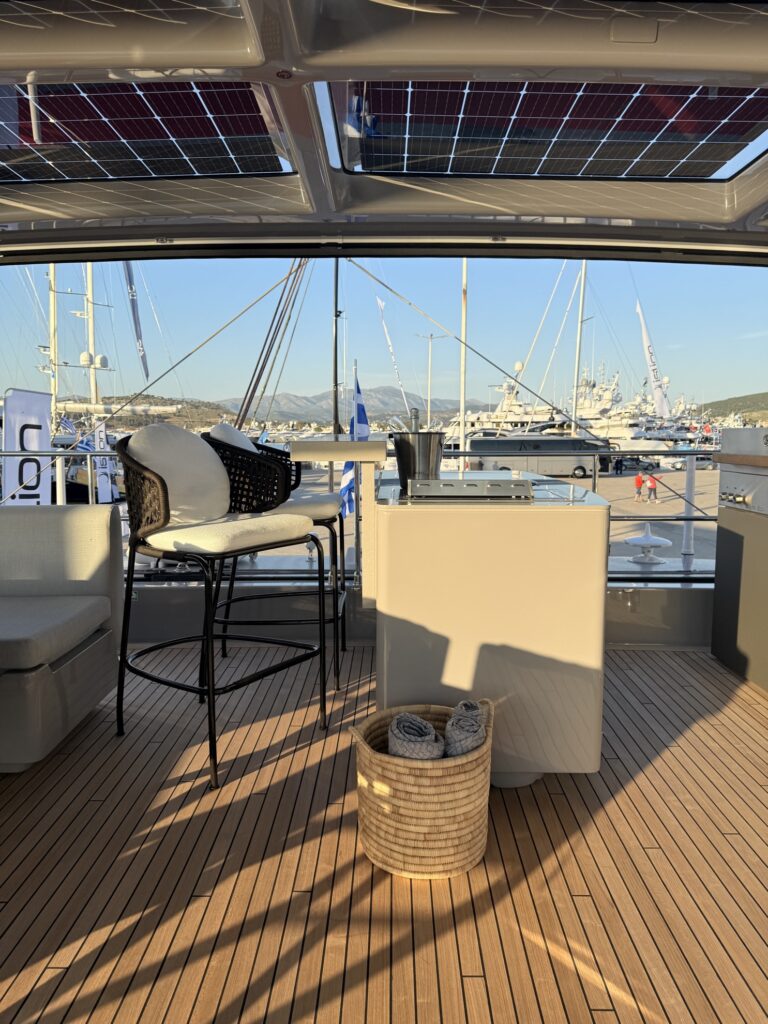 EGOcharter - Serenity Sunreef 60 for crewed charter