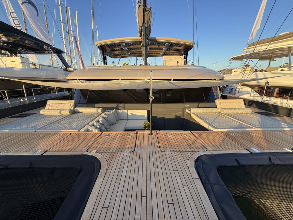 EGOcharter - Serenity Sunreef 60 for crewed charter
