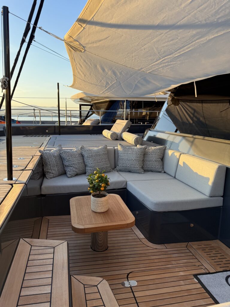 EGOcharter - Serenity Sunreef 60 for crewed charter