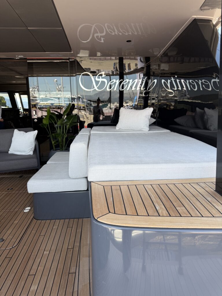 EGOcharter - Serenity Sunreef 60 for crewed charter