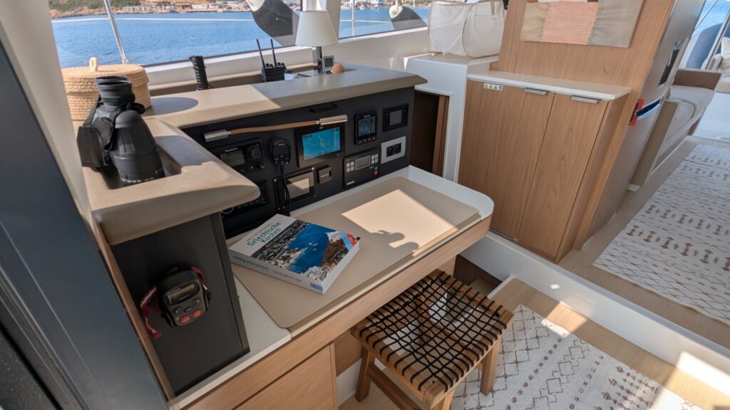 EGOcharter - Bali 4.2 LEO for charter in Greece