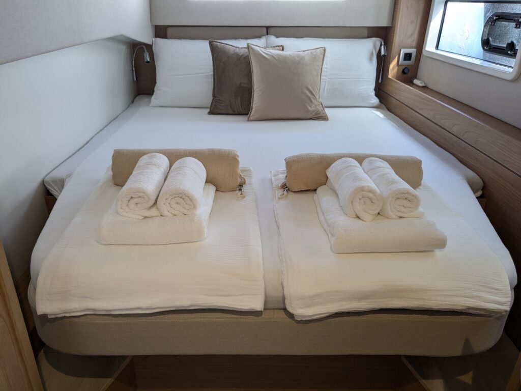 EGOcharter - Bali 4.2 LEO for charter in Greece