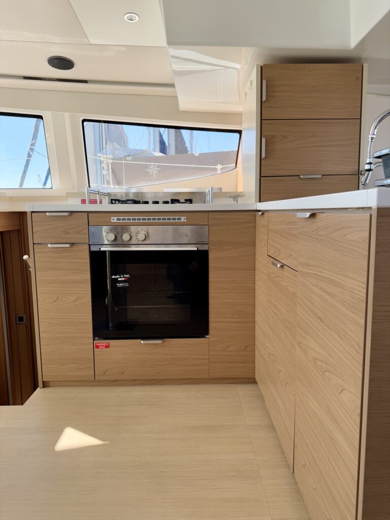Oksy - Bali 4.8 catamaran for charter in Greece