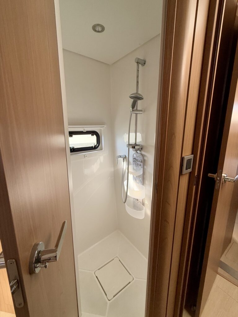 Oksy - Bali 4.8 catamaran for charter in Greece