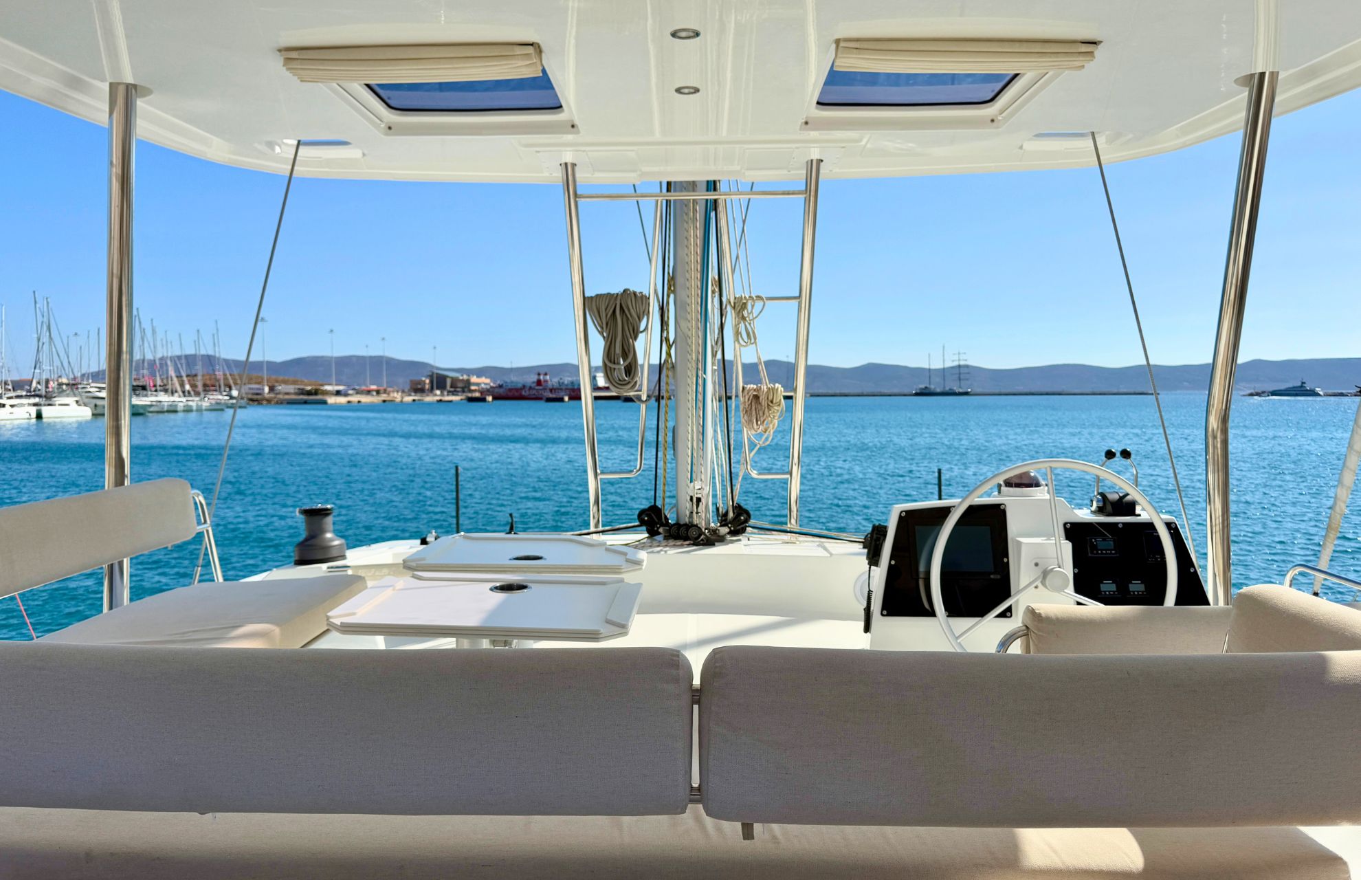 Oksy - Bali 4.8 catamaran for charter in Greece