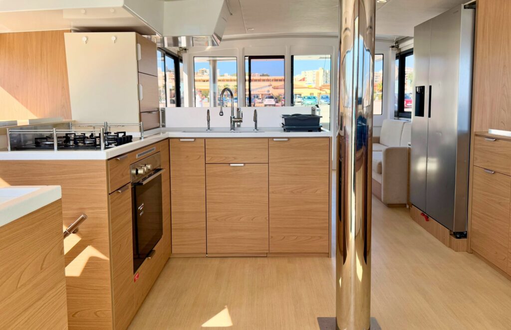 Oksy - Bali 4.8 catamaran for charter in Greece