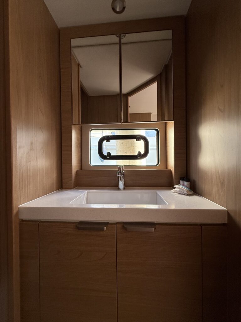 EGOcharter - Azurea Bali 4.8 - Catamaran for charter in Greece