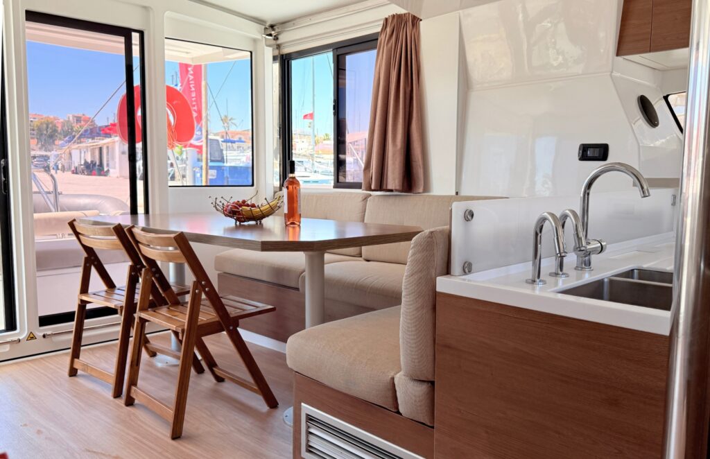 EGOcharter - Julia Bali 4.2 - Catamaran for charter in Greece