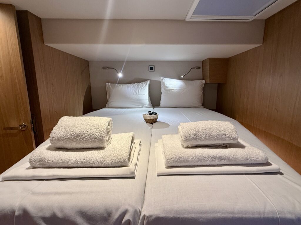 EGOcharter - Selena Bali 4.8 - Catamaran for charter in Greece