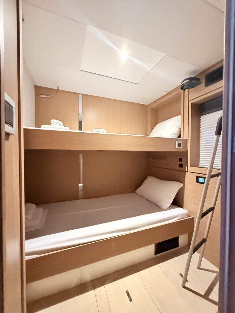 EGOcharter - Selena Bali 4.8 - Catamaran for charter in Greece