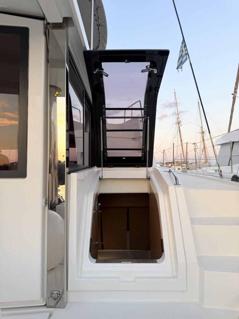 EGOcharter - Selena Bali 4.8 - Catamaran for charter in Greece