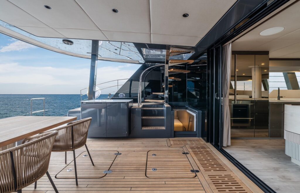 EGOcharter - Sunreef 60 Ksenia for charter in Greece