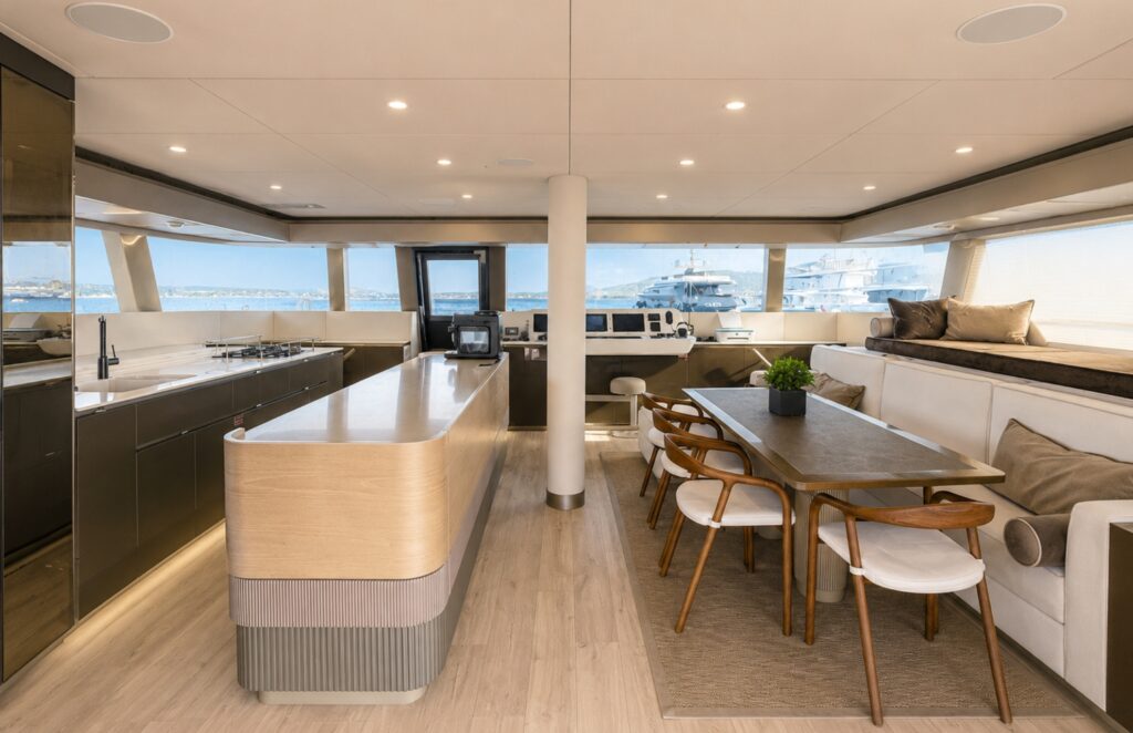 EGOcharter - Sunreef 60 Ksenia for charter in Greece