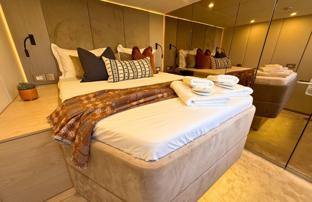 EGOcharter - Sunreef 60 Ksenia for charter in Greece