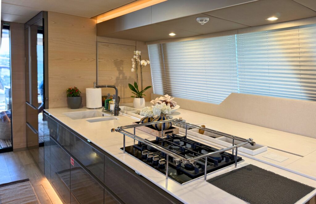 EGOcharter - Sunreef 60 Ksenia for charter in Greece
